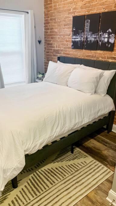 Cozy Modern Apt In The Heart Of Fells Point! بالتيمور المظهر الخارجي الصورة